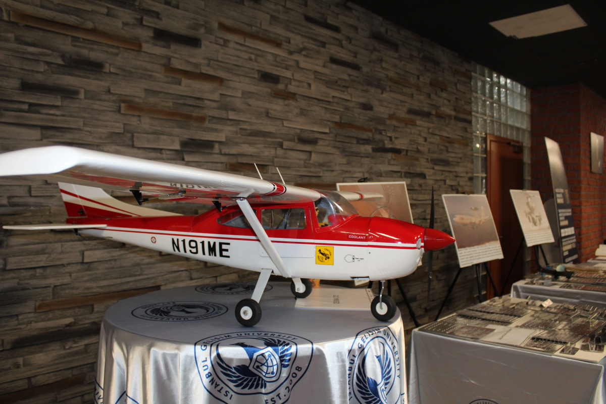 Gençler sivil havacılıkta hünerlerini sergiledi