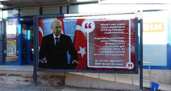 Tefenni Belediyesinden BİM CEO’suna bilboardlı tepki