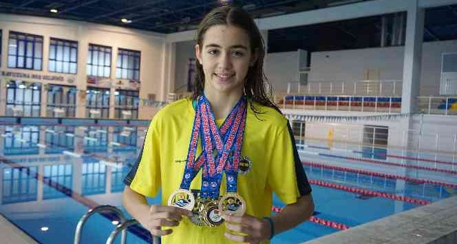 Su korkusunu yenmek için başladığı spor hayatını değiştirdi