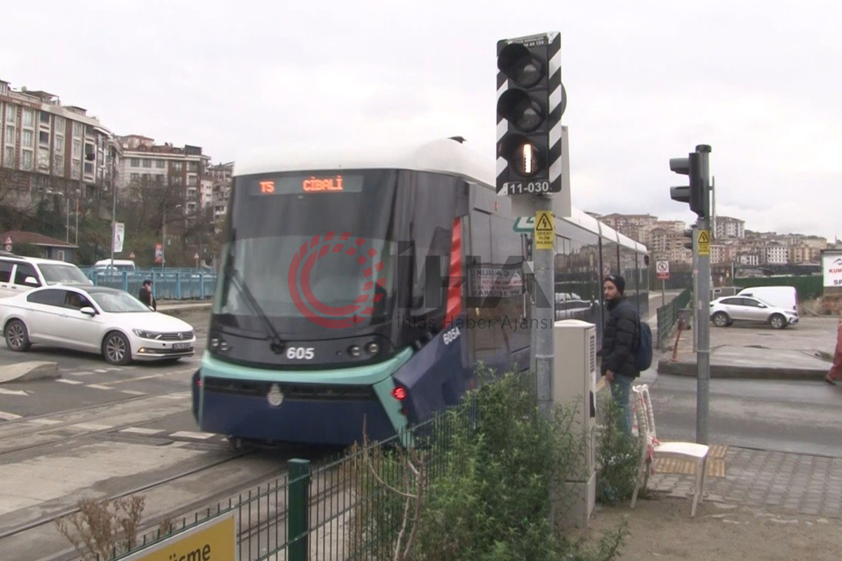 Alibeyköy&#039;de 33 kişinin yaralandığı tramvay kazasında sinyalizasyon hatası iddiası
