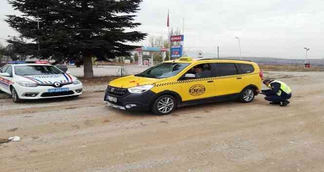 Jandarmadan kış lastiği denetimi