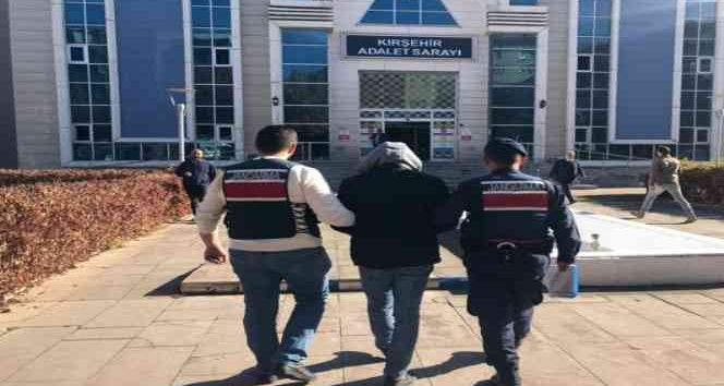 Jandarma Akü hırsızını yakaladı