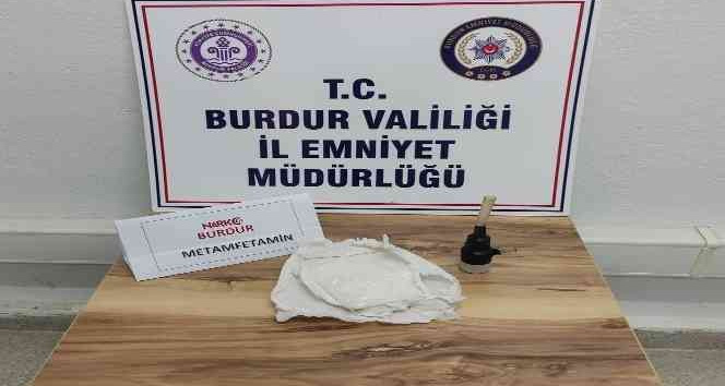 Burdur’daki uyuşturucu operasyonlarında 33 kişiye işlem yapıldı, 1 kişi tutuklandı