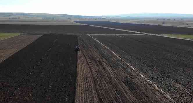 Çiftçilere ’kuraklık’ uyarısı: ’Toprak suyunu koruyucu tedbirler alın’