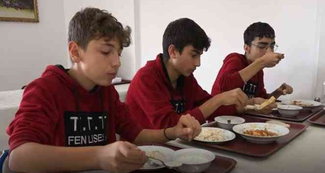 Tunceli’de bin 983 öğrenciye ücretsiz yemek hizmeti