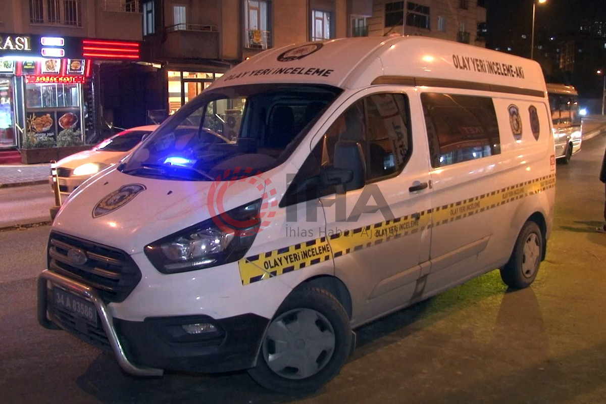 Esenyurt’ta silahlı saldırı: Restorana sığınan genç bacağından yaralandı