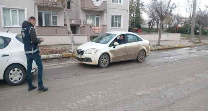 Edirne’de düzensiz göçmen ve huzur güven denetimi yapıldı