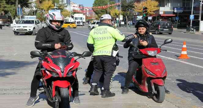 Uşak’ta 945 sürücüye para cezası kesildi