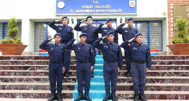 Tokat’ta 6 ikizden sonra 4 ikiz Mehmetçik aynı birlikte