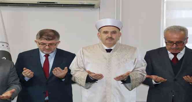 Manisa İl Müftüsü Güller görevine başladı