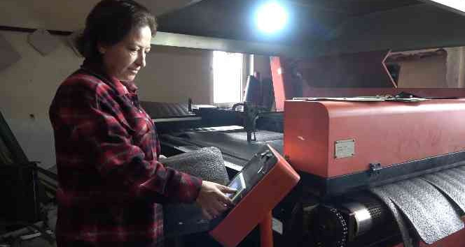 Mikro kredi desteğiyle ev hanımıyken iş kadını oldu: Ürettiği çantaları 22 ülkeye ihraç etti