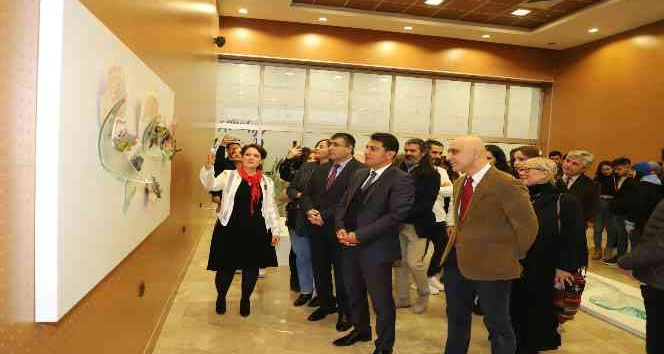 Cam sergisi sanatseverlerle bir araya geldi