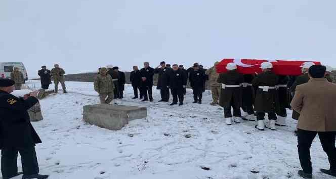 Kars’ta hayatını kaybeden Kore gazisi toprağa verildi