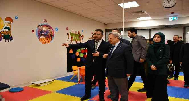 Yozgat’ta çocuk fizik tedavi ve rehabilitasyon ünitesi hizmete açıldı