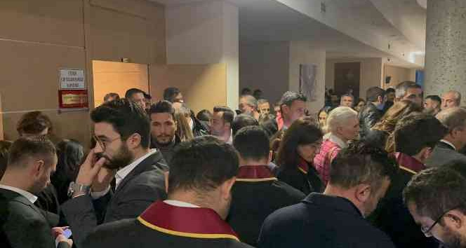 İmamoğlu hakkında 2 yıl 7 ay 15 gün hapis cezası