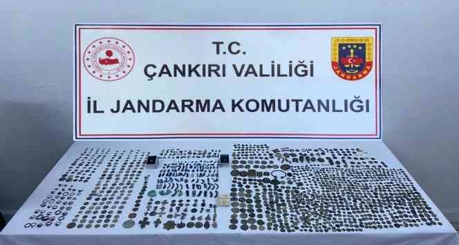 Çankırı’da bin 376 adet tarihi eser ele geçirildi