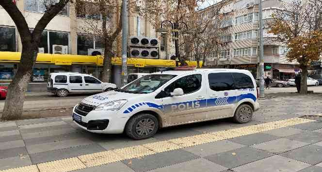 Güvenlik görevlisi “İşe geç geldin” tartışmasında PTT şubesi şefini öldürdü