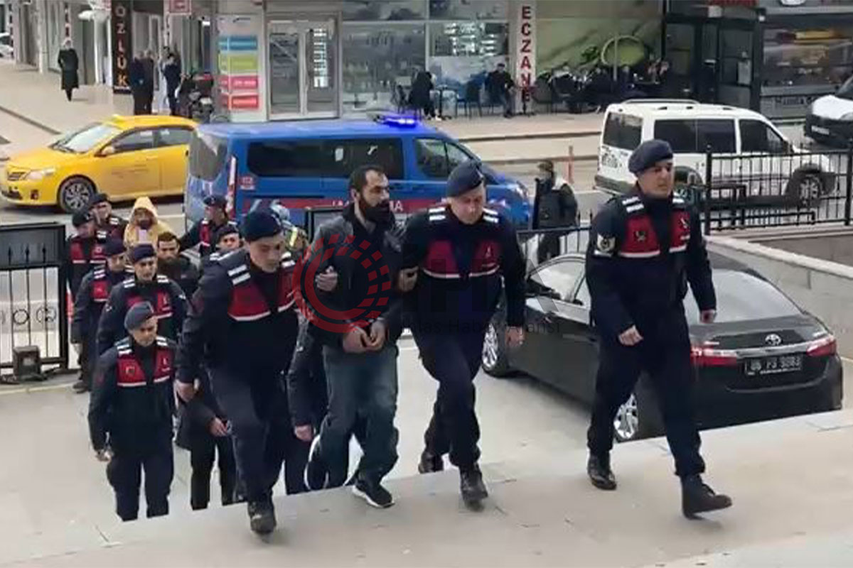 Çerkezköy&#039;de uyuşturucu ve silah ele geçirildi, 2 kişi tutuklandı