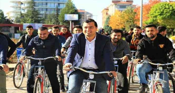 Başkan Çakın Uşak’ı spor üssüne çevirdi