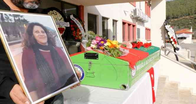 Trafik kazasında ölen okul müdürü için tören düzenlendi