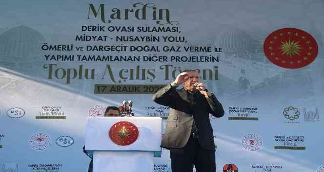 Cumhurbaşkanı Recep Tayyip Erdoğan: “Mardin Havalimanının adını Mardin Aziz Sancar Havalimanı olarak değiştirelim. Aziz Sancar’ın adı Mardin’e girerken Mardin Havalimanının gönderinde görülecek. Mardin Prof. Dr. Aziz Sancar Havalimanı.”