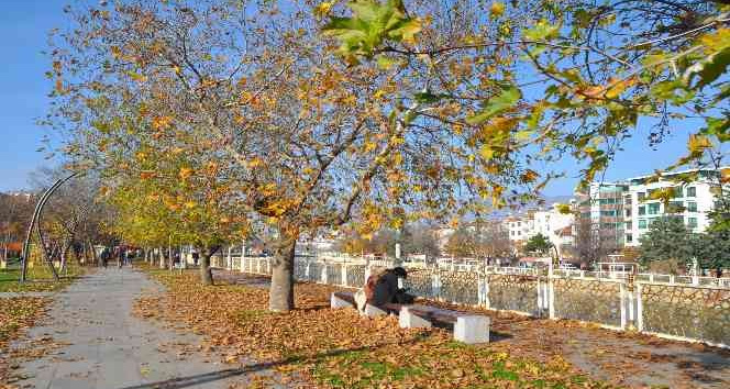 Kış güneşinin tadını çıkarttılar