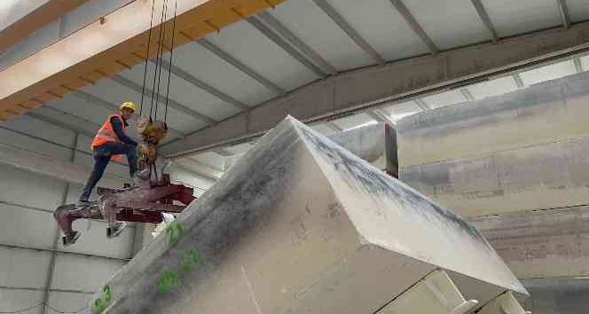 Kurduğu fabrika ile mermer artıklarını geri dönüştürdü, talebe yetişemiyor