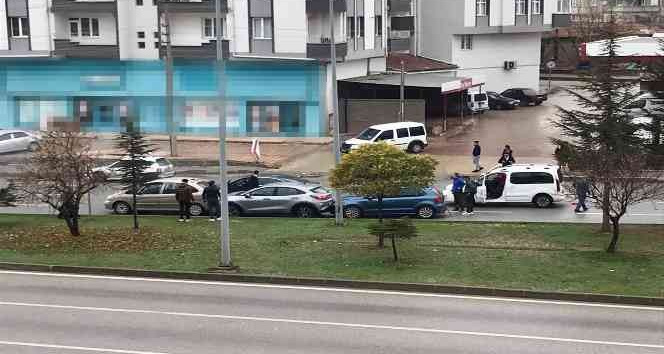 Sungurlu’da zincirleme trafik kazası