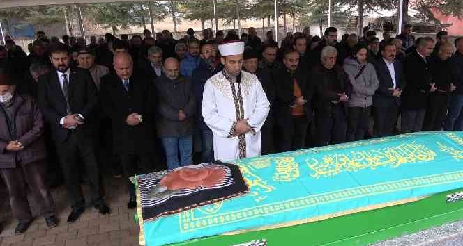 Son yolculuğuna uğurlanan Hülya hemşirenin katili 2 kez uzaklaştırma cezası almış