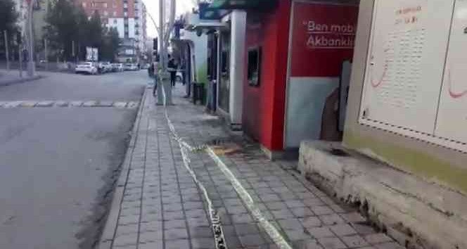 Siirt’te 5 banka ATM’si kundaklandı