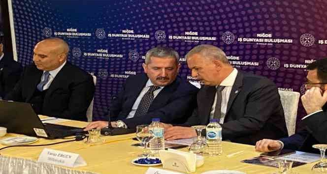 Hazine ve Maliye Bakan Yardımcısı Gürcan: "Ekonomik büyüme hızla devam ediyor"