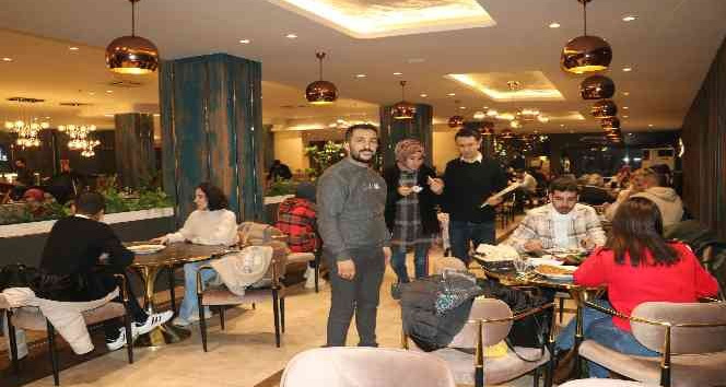 Etçi Sinan Usta Restorana yoğun ilgi