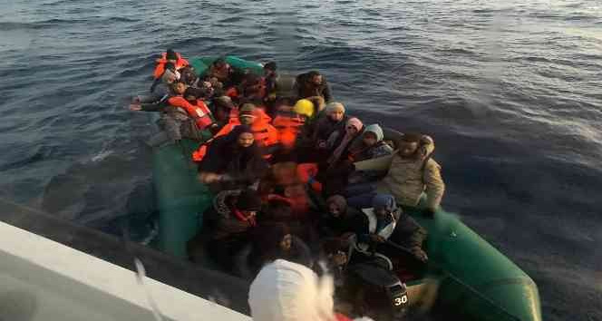 Yunan unsurları tarafından ölüme terk edilen 39 kaçak göçmen kurtarıldı