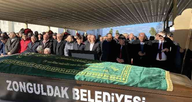 Demir son yolculuğuna uğurlandı