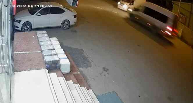 Iğdır’da 13 kişinin yaralandığı kaza anı güvenlik kamerasında