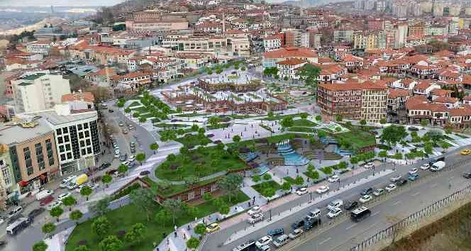 Tarihi Samanpazarı Meydanı geri dönüyor