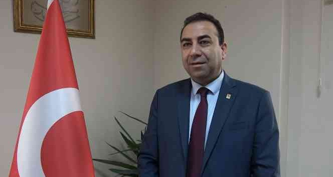 Prof. Dr. Arıca: “Suyu yeterince ve zamanında, uygun bir şekilde içmeliyiz”