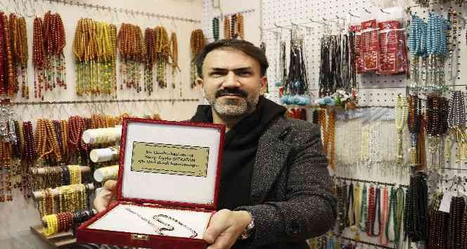 Adanalı tespih ustasından Cumhurbaşkanı Erdoğan’a özel tespih