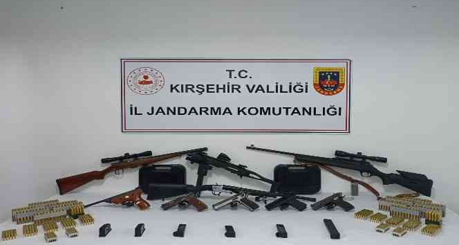 Ev değil cephanelik