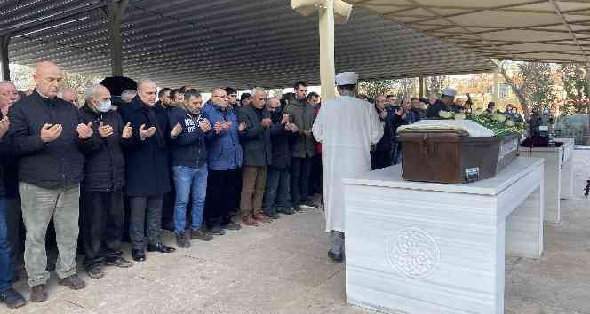 25 yaşında lösemiden ölen Kumsal’a gözü yaşlı veda