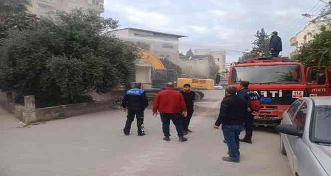 Osmaniye’de metruk binalar yıkılıyor