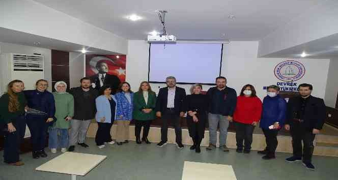 ZBEÜ’de kadının konumu panelde konuşuldu