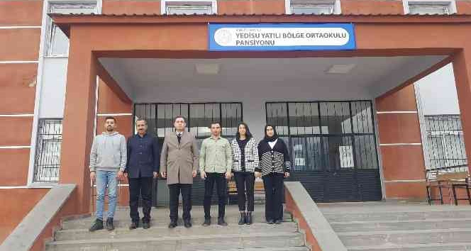 Yedisu Kaymakamı Başar YİBO’da öğrencilerle bir araya geldi