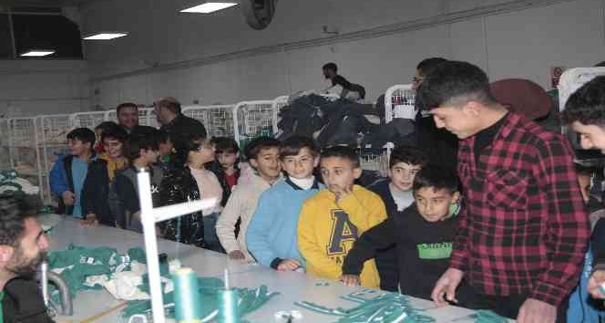 Minikler üretime katılarak unutulmaz gün yaşadı