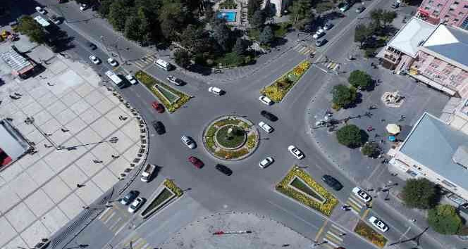 Erzincan’da trafiğe kayıtlı araç sayısı kasım ayı sonu itibarıyla 64 bin 865 oldu