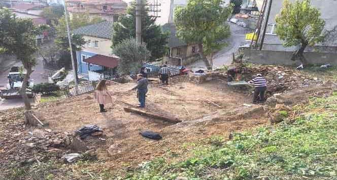 Usta oyuncu Hulusi Kentmen Anı Evi’nde rekonstrüksiyon çalışmaları başladı