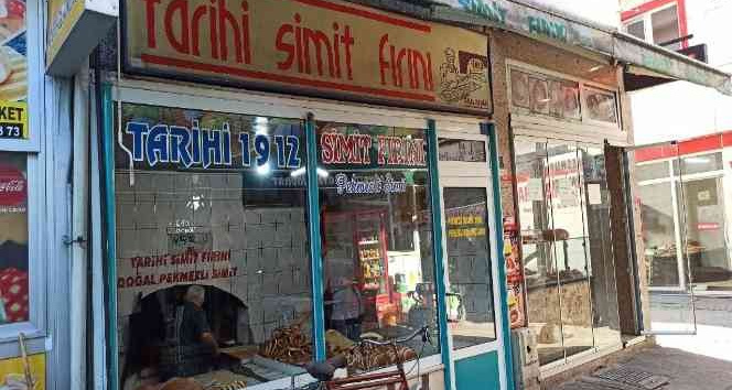 Devrek’in meşhur simidi 110 yıllık fırından çıkıyor