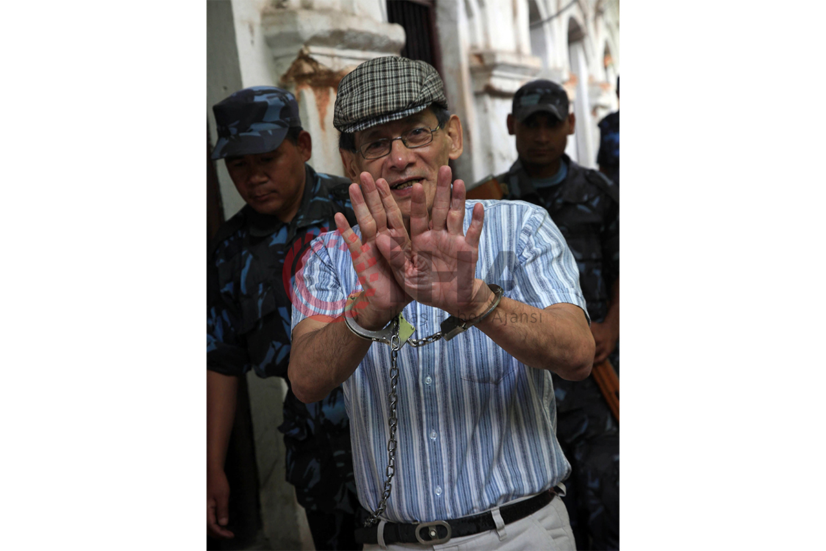 Nepal’de serbest bırakılan seri katil Sobhraj Fransa&#039;ya döndü