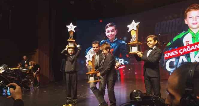 11 yaşındaki minik motosiklet sporcusu Çağatay Çoklar Türkiye 2.si oldu