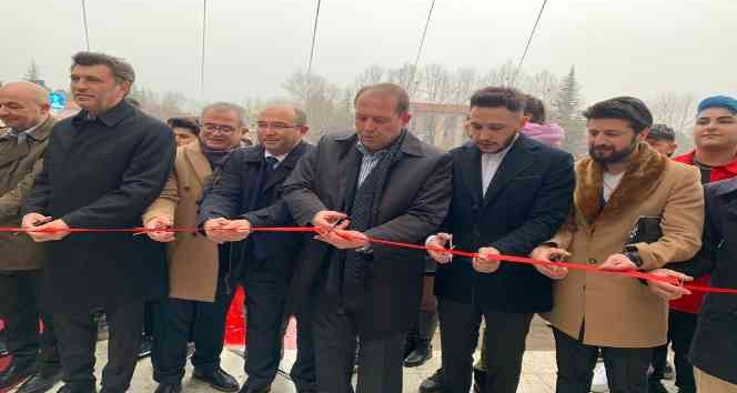 Ünlü saç tasarımcısı Hasan Hüseyin Yılmaz yeni şubesini açtı